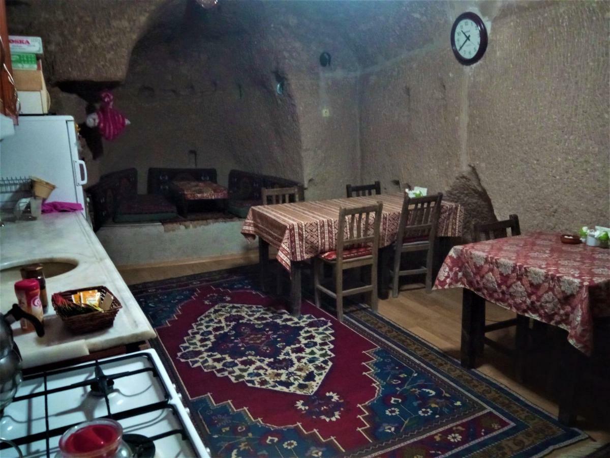 Homestay Cave Hostel Göreme Exteriör bild